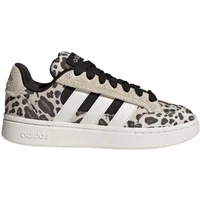 Baskets femme adidas Grand Court Alpha